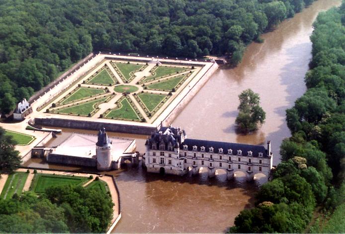 Замок Шенонсо 